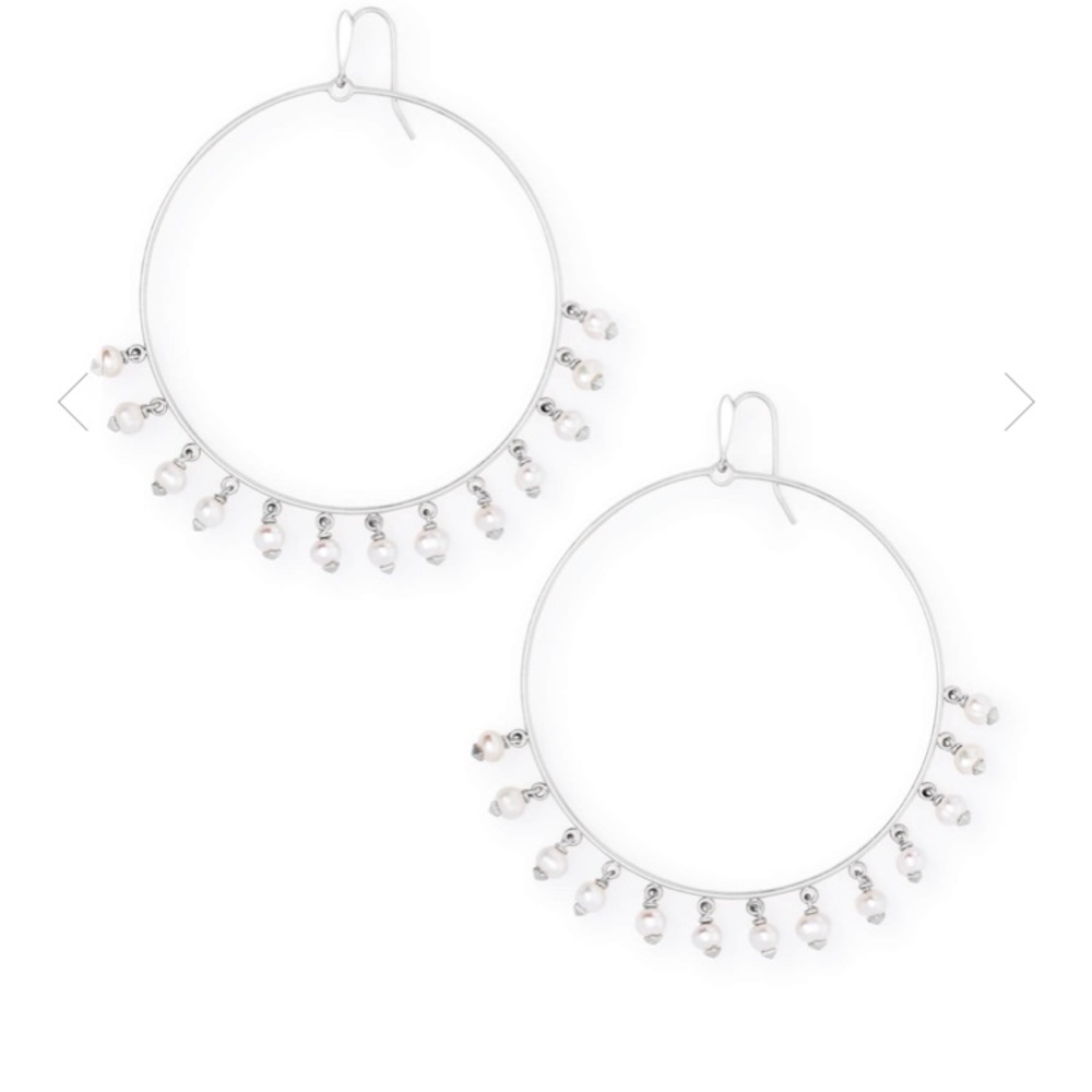 Hilty Bright Silver Hoop Earrings In Pearl